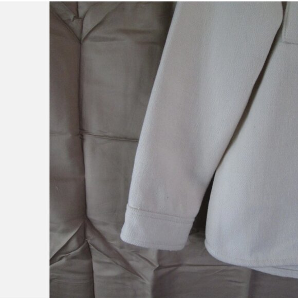 Oversized Long-Sleeve Plaid Flannel Shirt for Girls - Picture 4 of 5